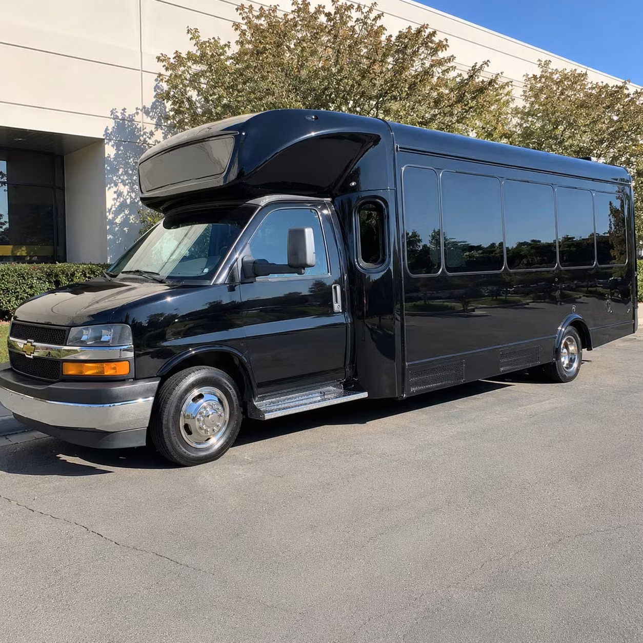 miramar prom night party buses with the amenities your group will love